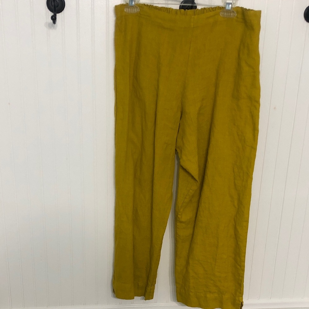 BrynWalkerLINEN PullOn ANKLE PANTS 25”Inseam Rise 14.5”Elastic Waist33-35”EUC